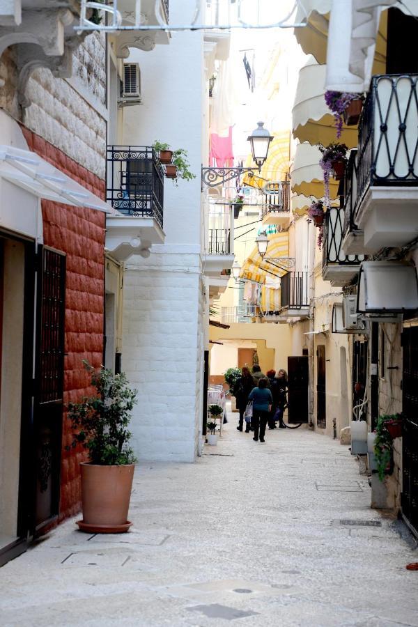 Отель Vista Borgo Antico Бари Экстерьер фото